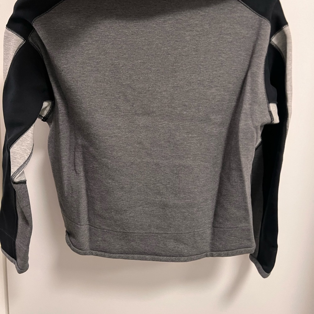 Nike Sweater - Picture 2 of 3